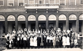 Group photo of Rochester Dental Dispensary staff