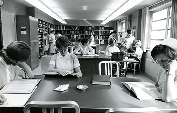 Nursing students in library 1960s