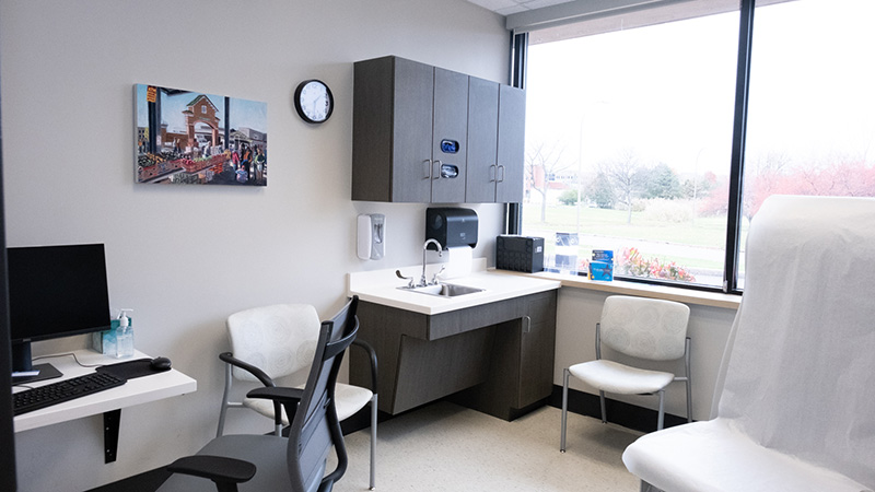 Memory care medical patient room