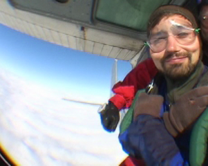 Chris Aveena skydiving