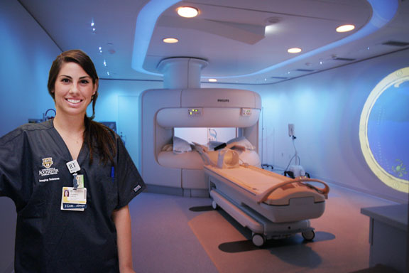 MRI Machine and Tech