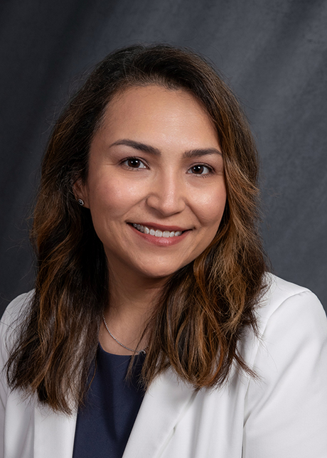 Portrait Dr. Dina Amin.