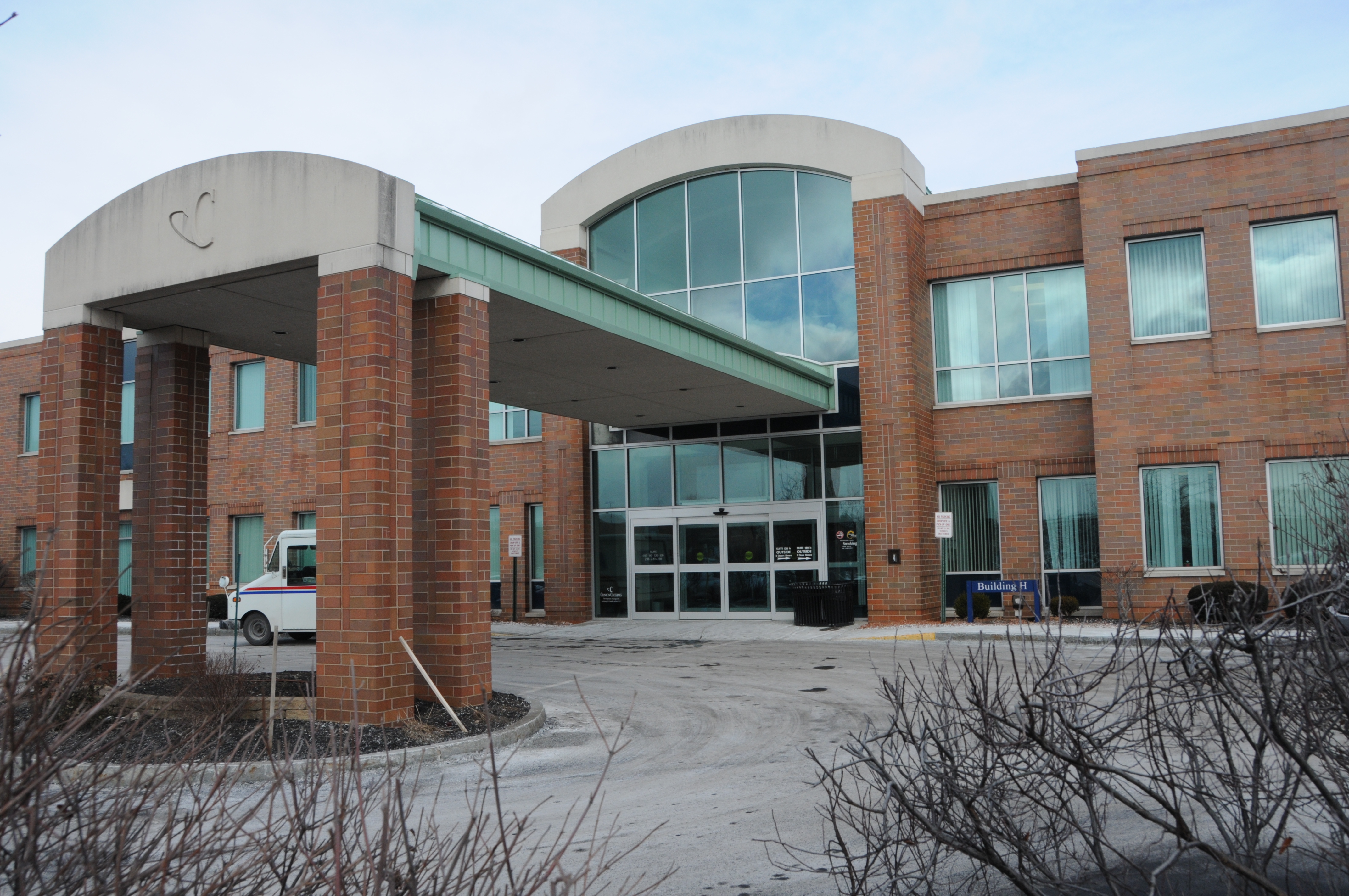 The front entrance to the University Dental Faculty Group building, also called Clinton Crossings Building H.