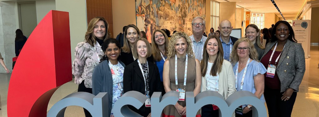 photo of faculty and staff at the ASRM conference