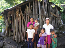 Honduran family from San Jose de San Marcos de Sierra