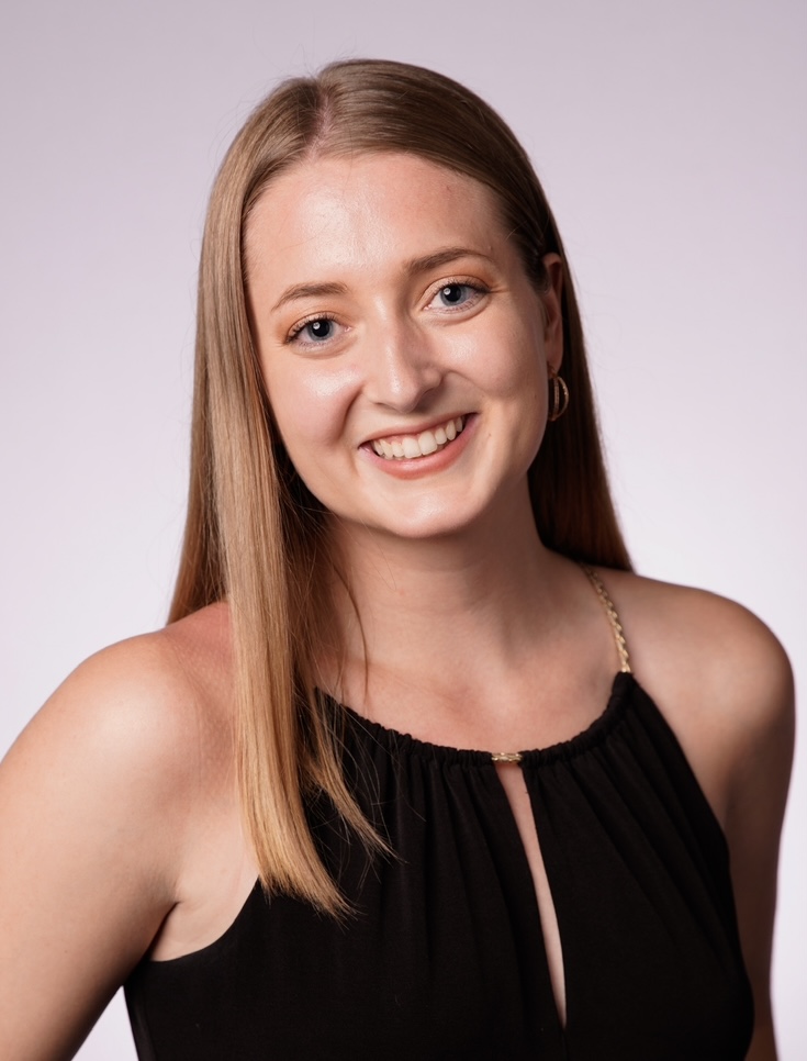 Emily Zimmerman Headshot