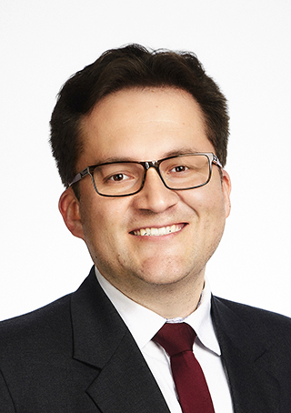 Karlo Lizarraga