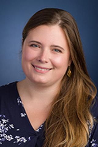 Photo of Jennifer Findeis-Hosey