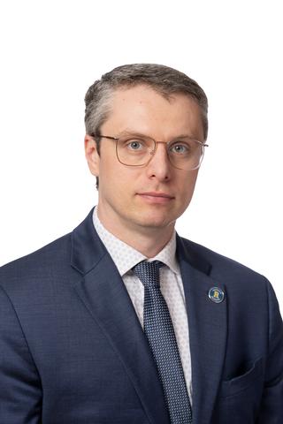 Yevgeni Plotkin, M.D.
