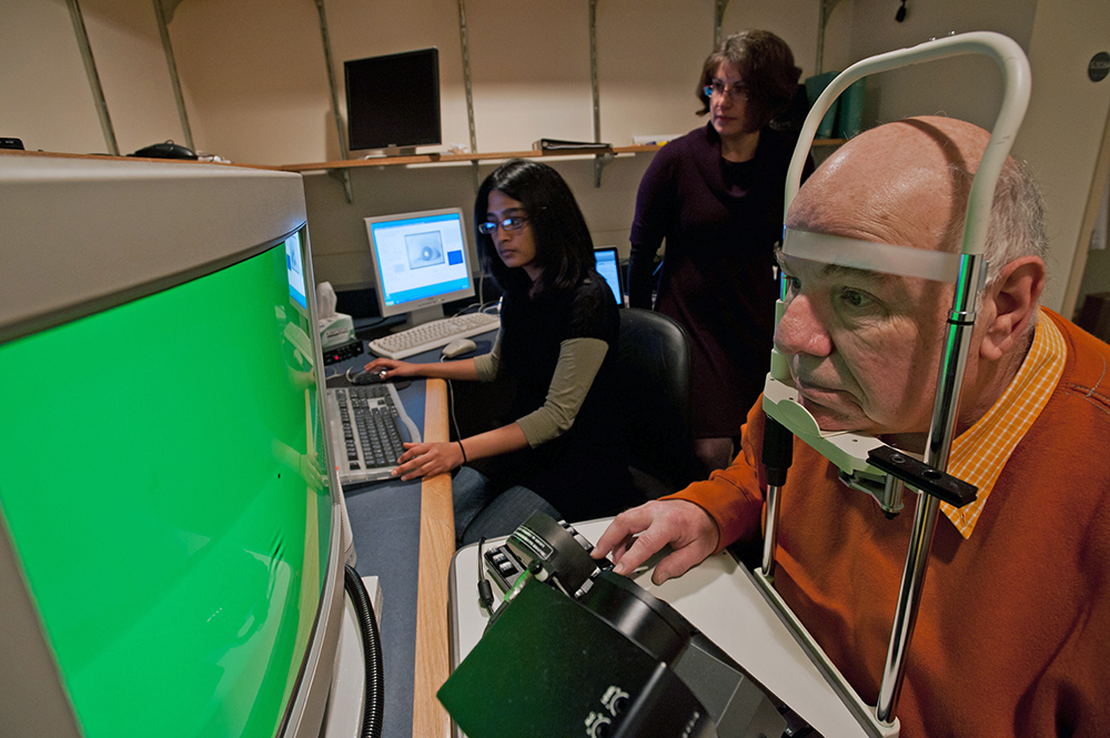 Flaum Eye Institute scientists part of multi-institutional effort to make in-home vision rehabilitation a “virtual” reality