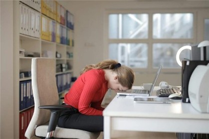 Navigating Workplace Pressure: What to Do When You Feel Singled Out