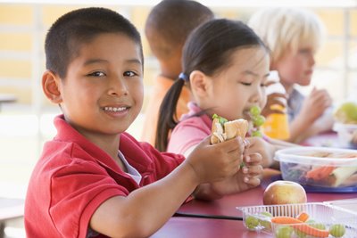 Involve Kids in Healthy Lunches
