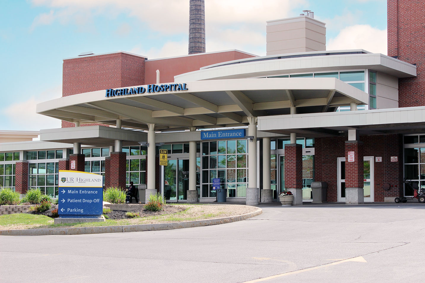 Highland Hospital Main Entrance at 1000 South Avenue