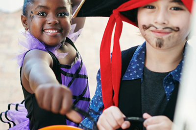 Does Halloween Candy Really Cause a Sugar Rush? What Parents Should Know