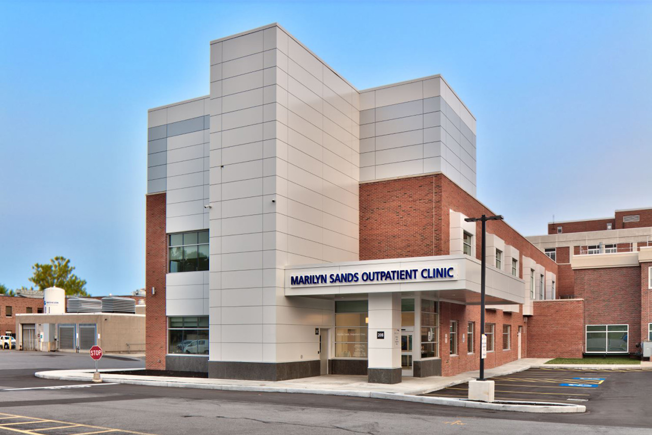 Marilyn Sands Outpatient Clinic Entrance