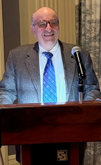 Dr. Papadakos